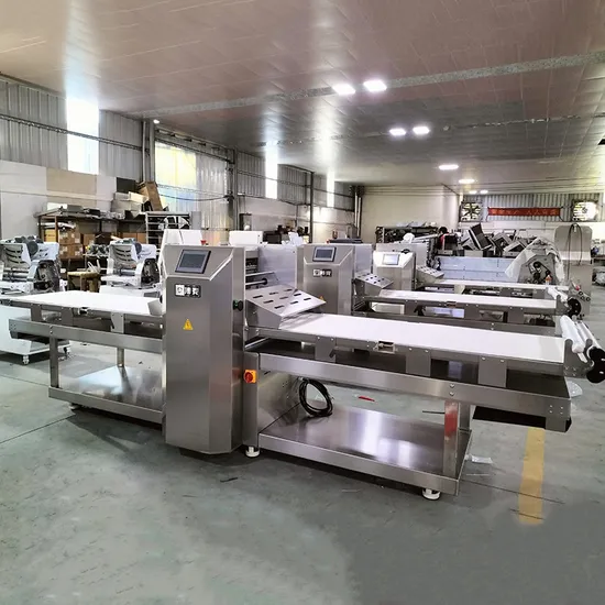 Kitchen-Equipment-Fully-Automatic-Dough-Sheeter-Pastry-Dough-Roller-Sheeter (3).webp